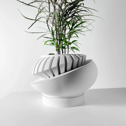 The "Luxar" Planter Pot