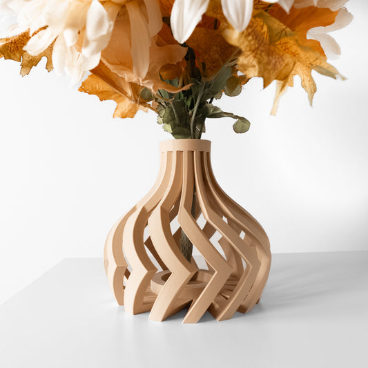 The "Lovi" Short Vase