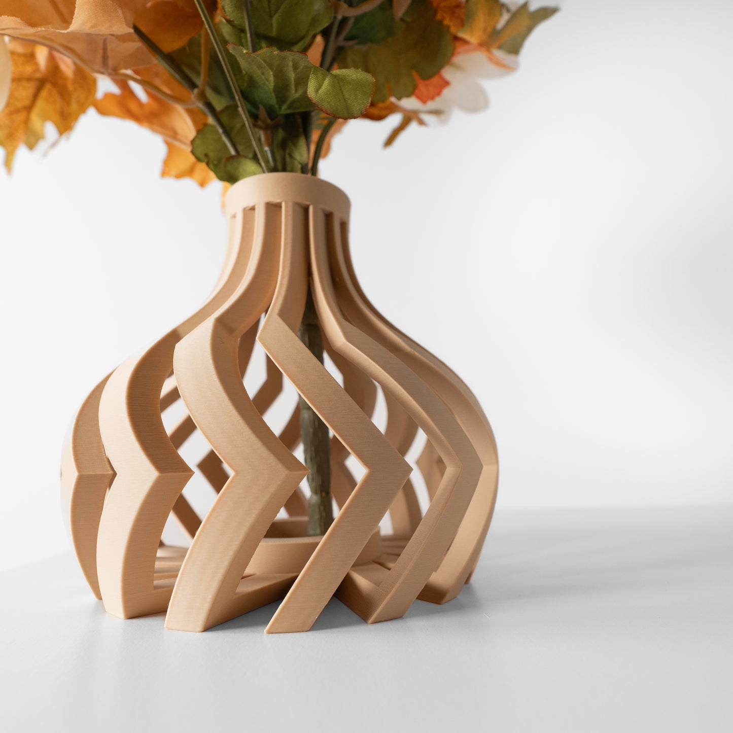 The "Lovi" Short Vase