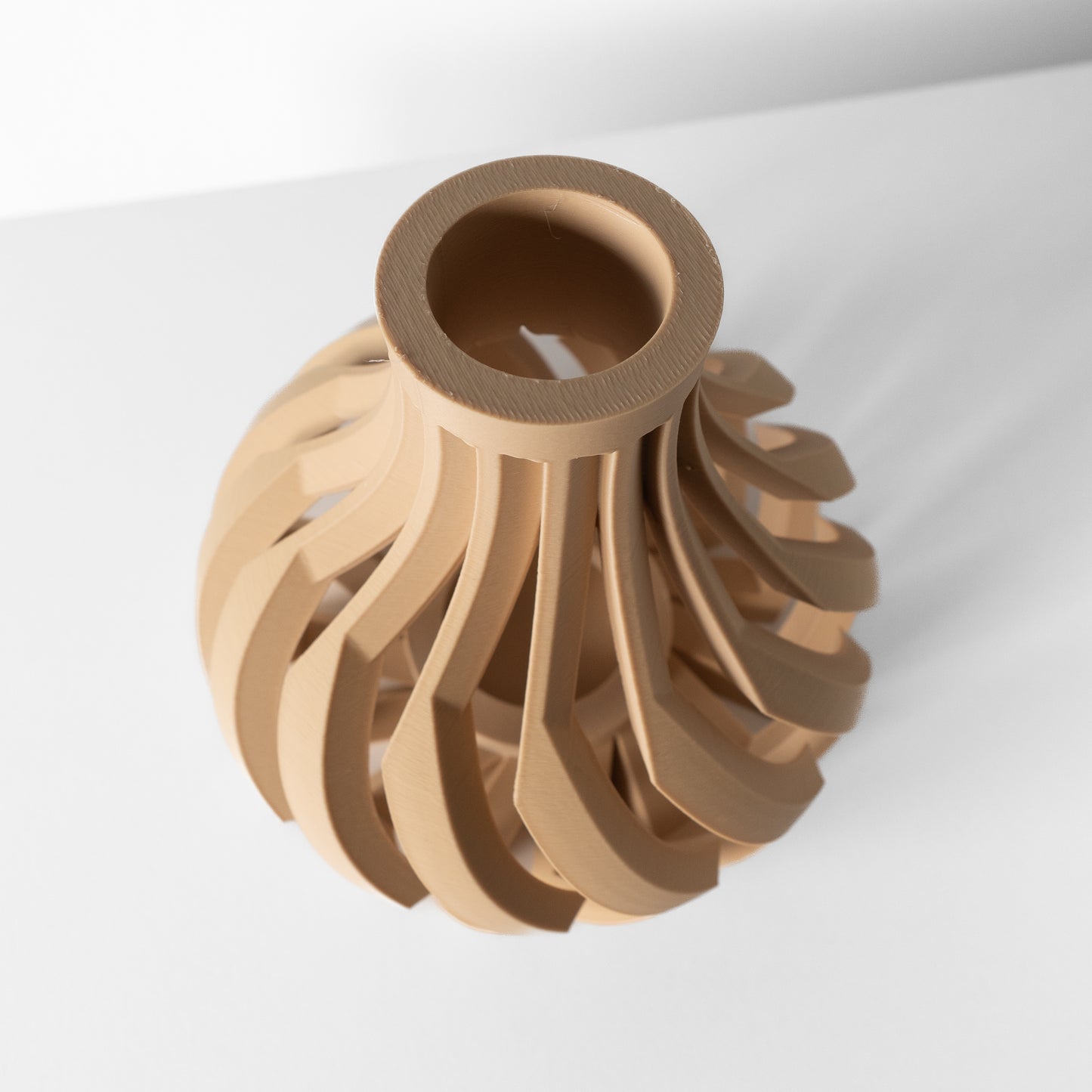 The "Lovi" Short Vase